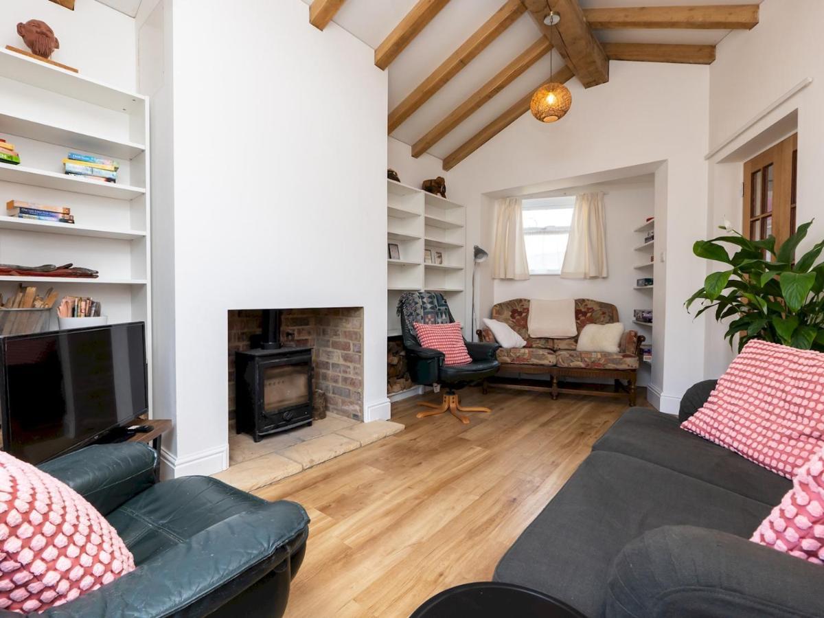 Pass The Keys Spacious Family Home With Parking Bath Esterno foto