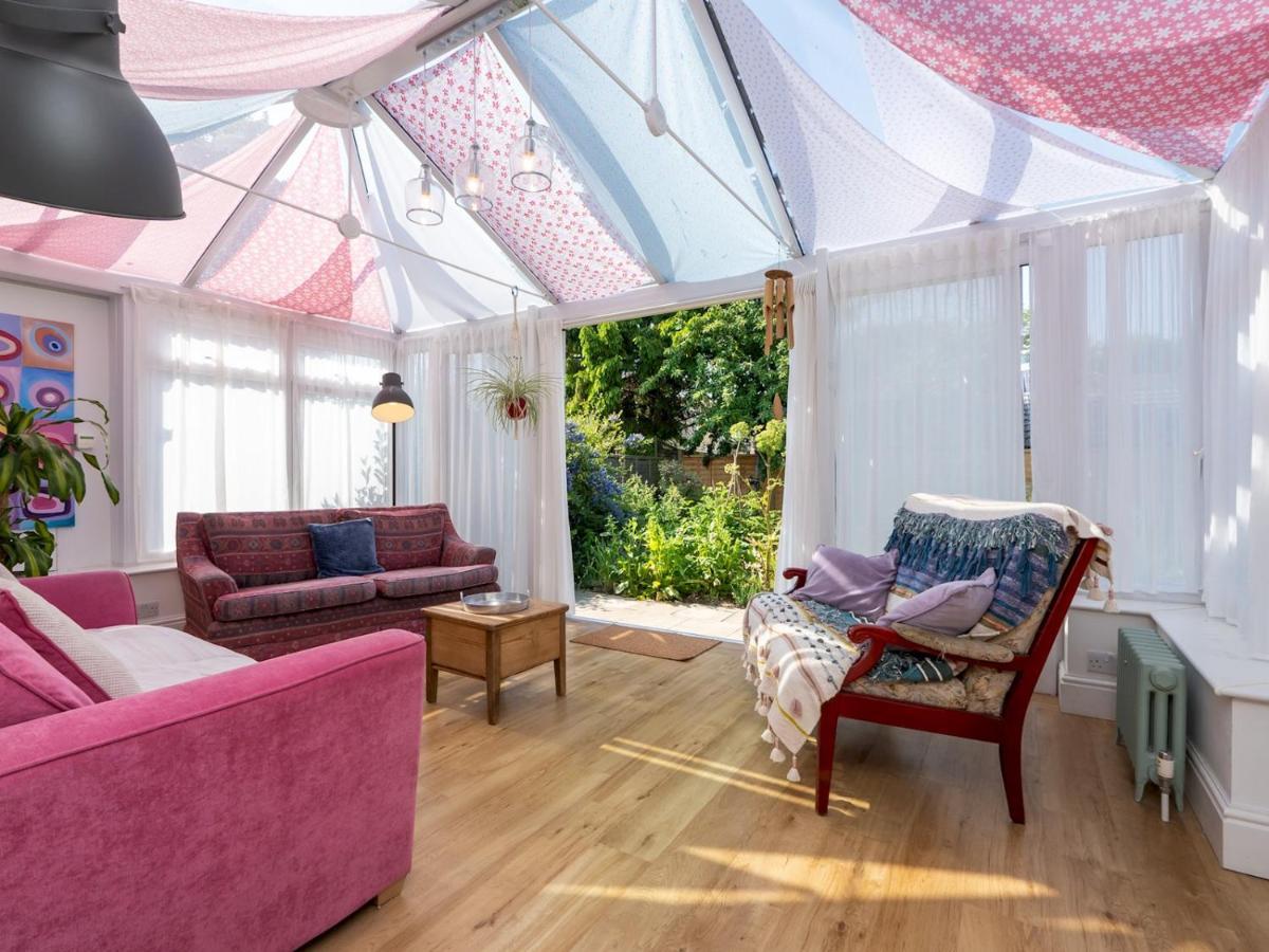 Pass The Keys Spacious Family Home With Parking Bath Esterno foto
