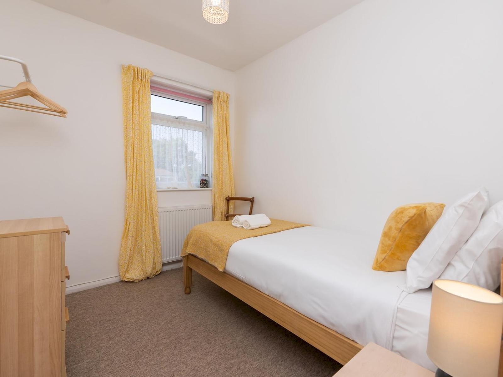 Pass The Keys Spacious Family Home With Parking Bath Esterno foto